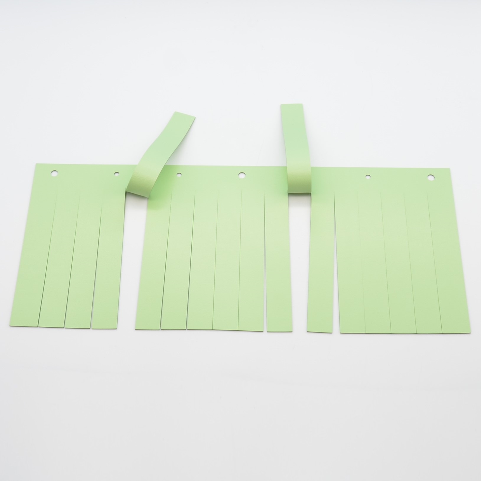 SHIELD CURTAIN SHIELD CURTAIN