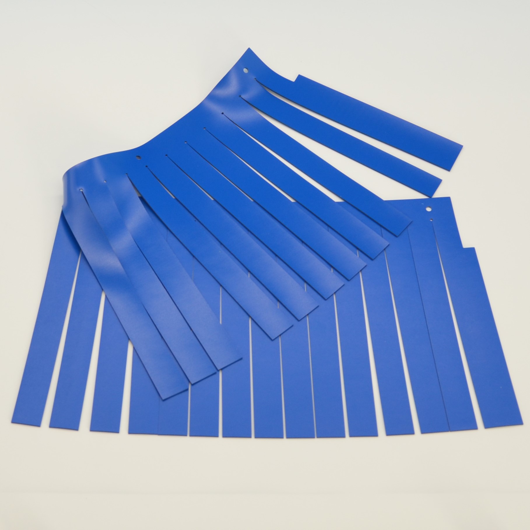 SHIELD CURTAIN SHIELD CURTAIN