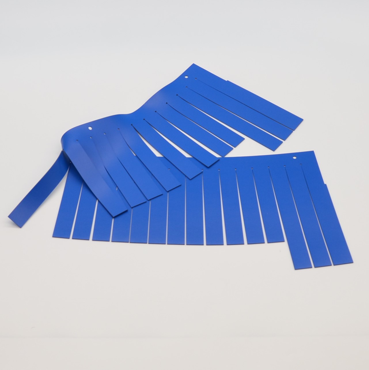 SHIELD CURTAIN SHIELD CURTAIN