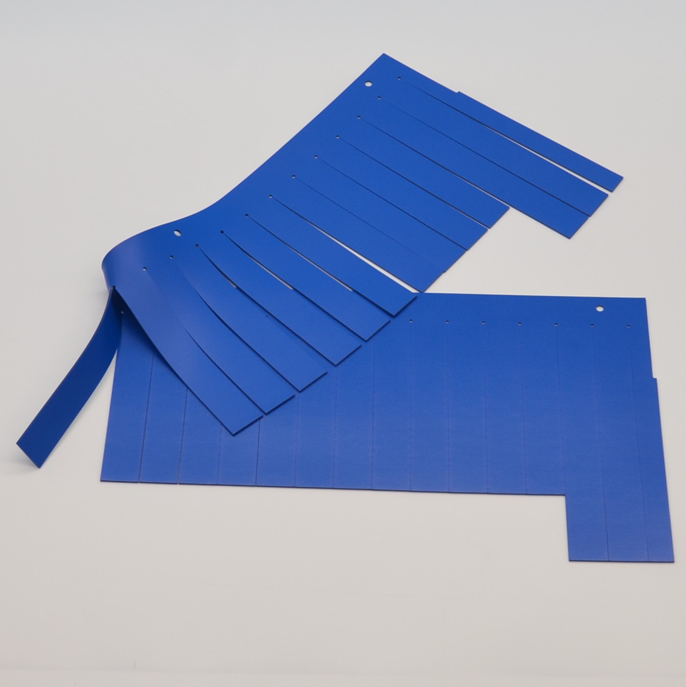 SHIELD CURTAIN SHIELD CURTAIN